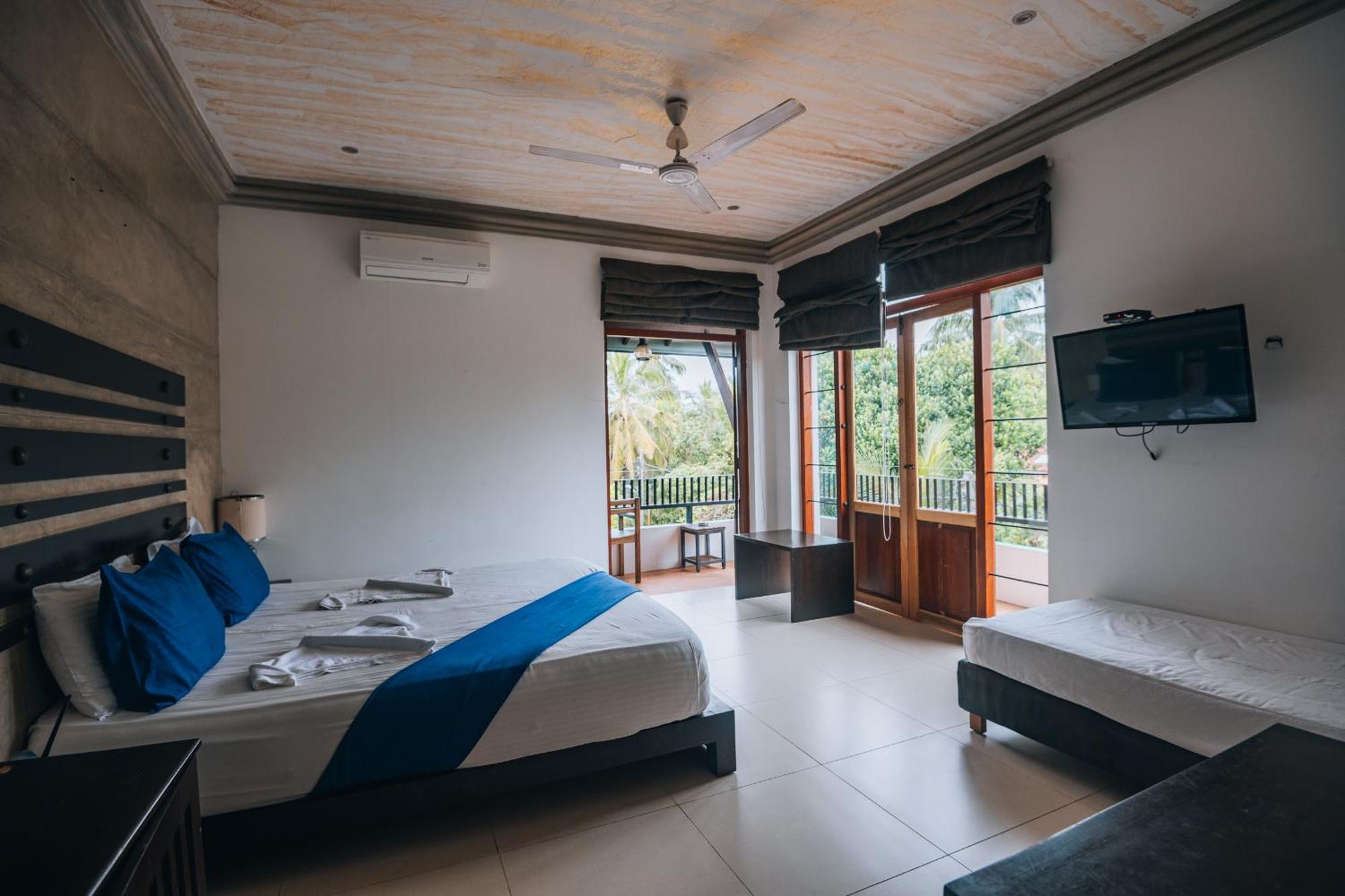 Summer Side residencia Negombo Exterior foto