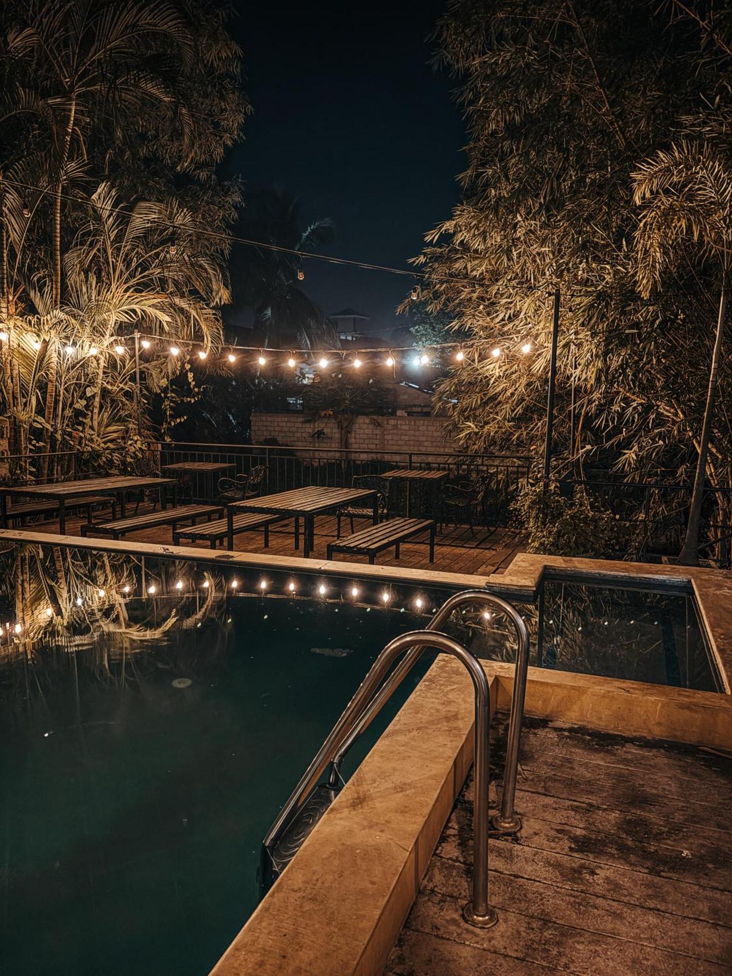 Summer Side residencia Negombo Exterior foto